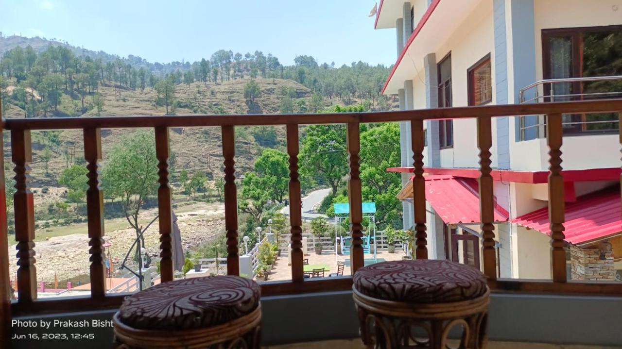 Shivalik River Retreat Almora Buitenkant foto